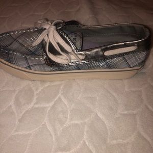 SPERRY’S SIZE US 5.5